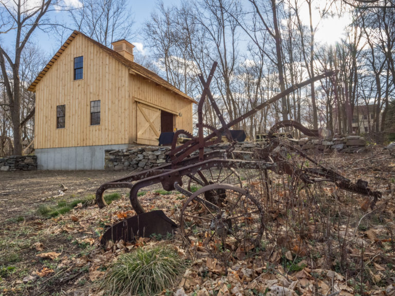 Kelly House Replica Barn. Photo: Carol Dandrade.