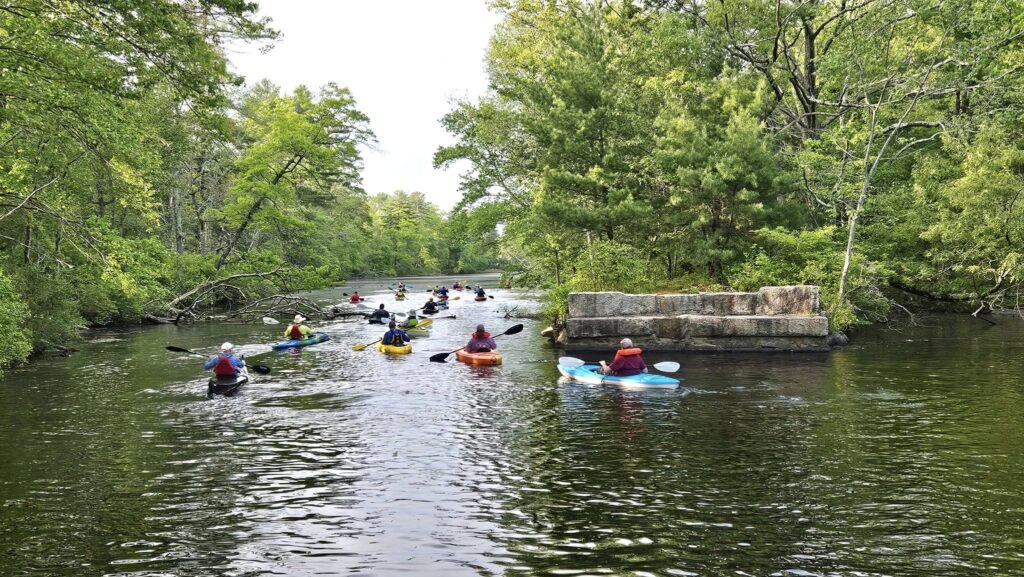 West River, Uxbridge
